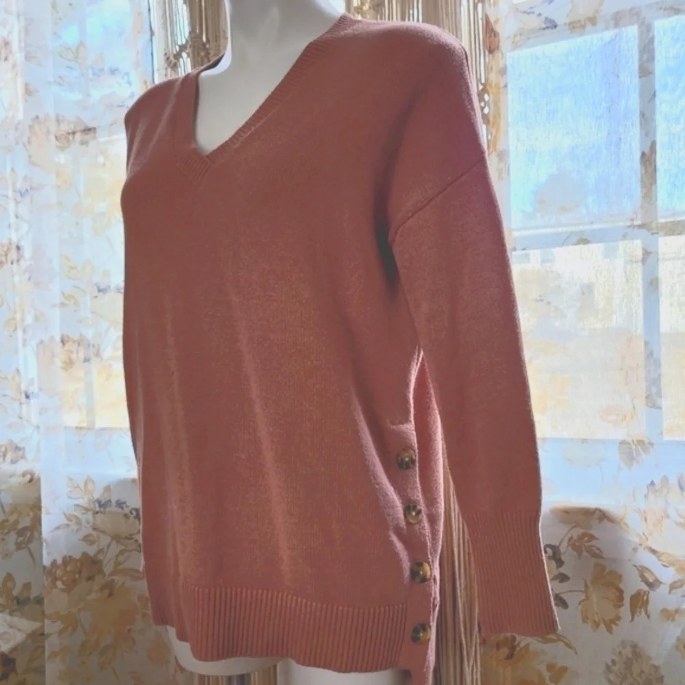 Tahari V Neck Relaxed Fix Sweater